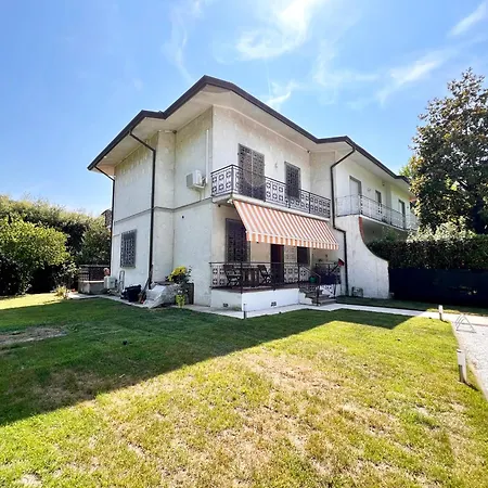 Holiday home Chiara